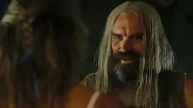 Gầy cũ đàn ông lau x ...