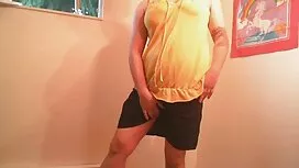 Hai người tóc vàng p ...