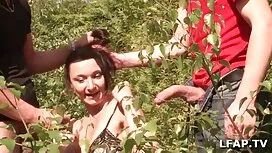 Dễ thương tóc vàng x ...