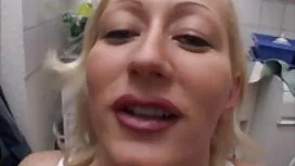 Gái và già xxx nữ si ...