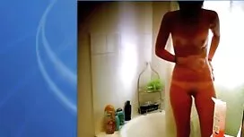 Busty tóc vàng maggi ...