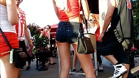 Thô hậu môn làm tình ...