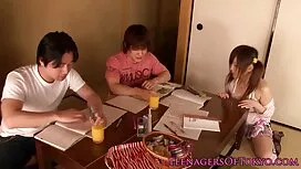 So chan người mẫu Wo ...