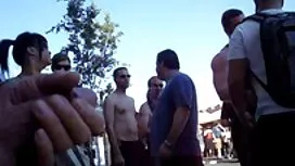 Lilly Hall nhỏ linh  ...